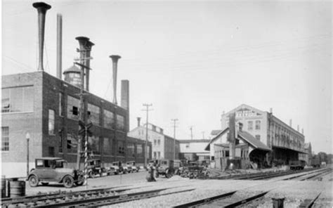 fleetwood metal box company|History Up in Smoke: Fleetwood body works buildings .